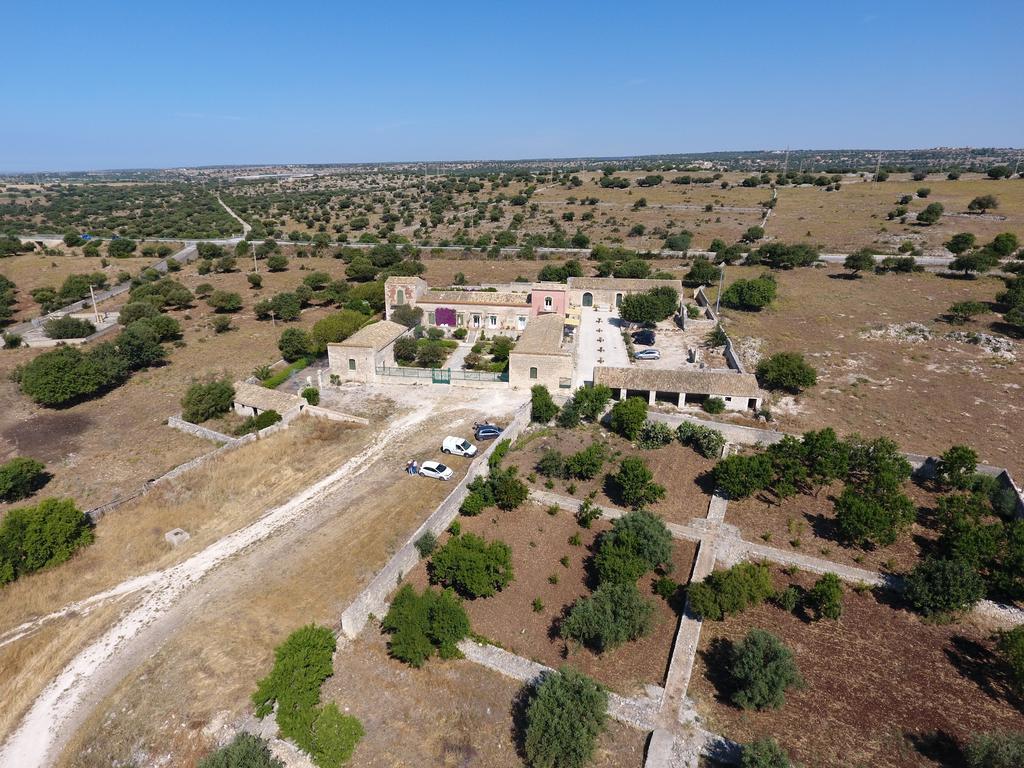 Il Baglio Di Kharrub Rural Guest House Pozzallo Εξωτερικό φωτογραφία